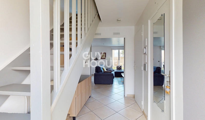 Maison - 110 m² - 6 pièces