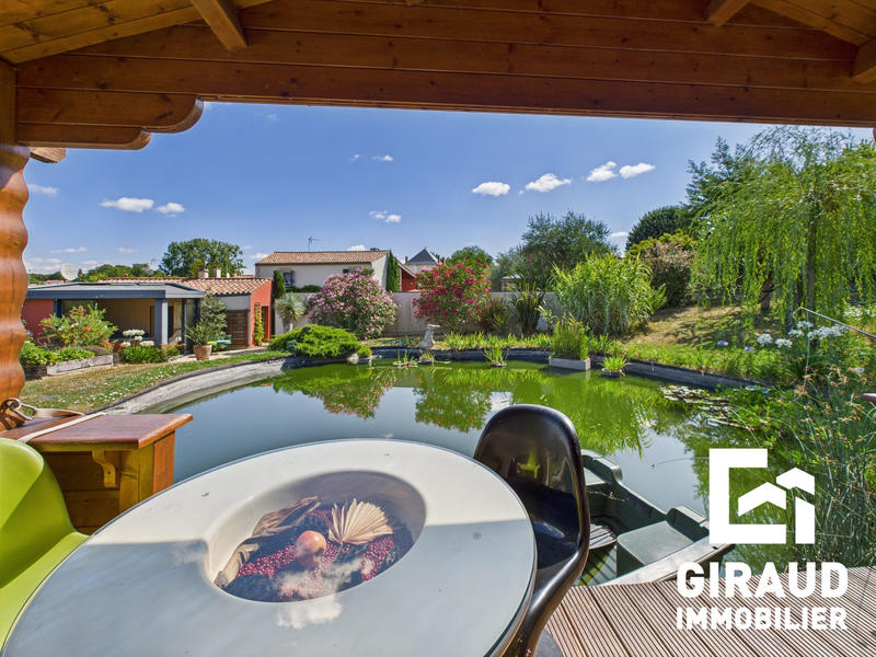 Villa - 220 m² - 10 pièces