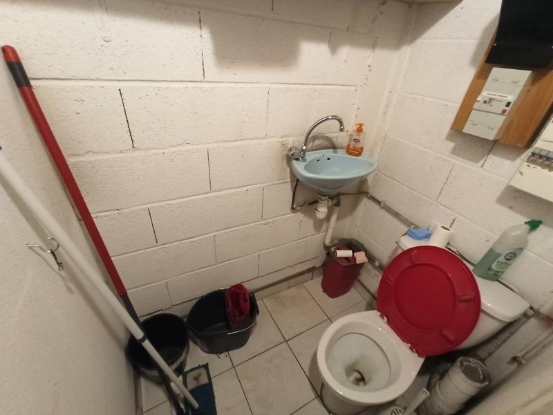 Local commercial - 128 m²