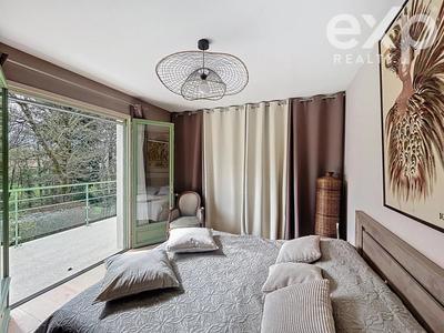 Maison - 177 m² - 6 pièces