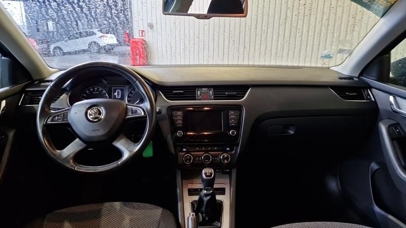 Skoda Octavia Combi 1.6 Tdi 105 Ch Cr Fap Green Tec Business Plus