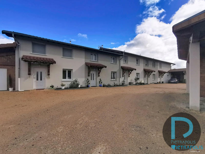 Maison - 98 m² - 4 pièces