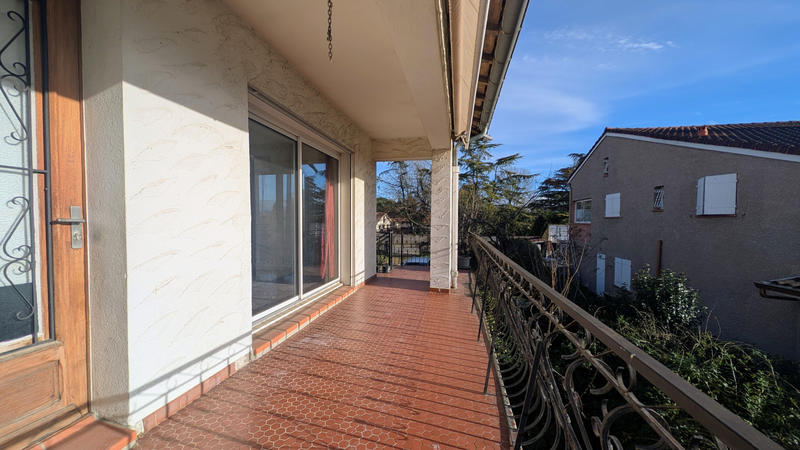 Appartement - 140 m² - 6 pièces