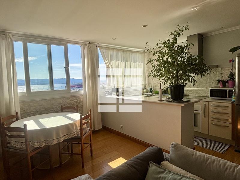 Appartement - 65 m² - 4 pièces