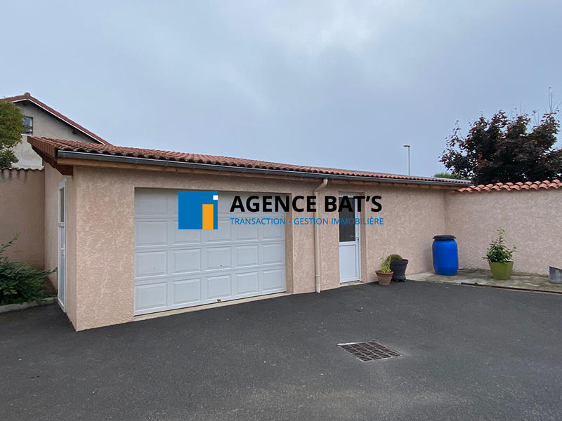 Maison - 235 m² - 6 pièces