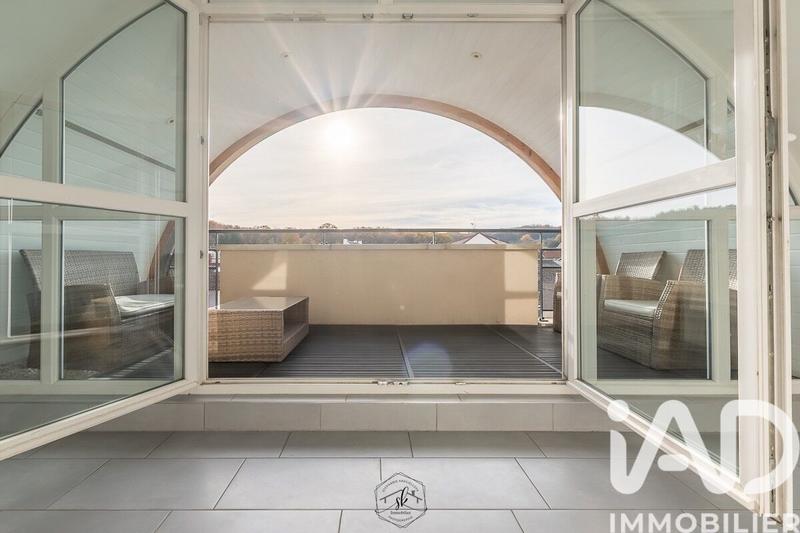 Appartement - 93 m² - 3 pièces