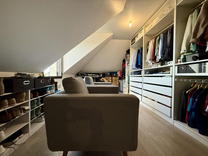 Maison - 166 m² - 6 pièces