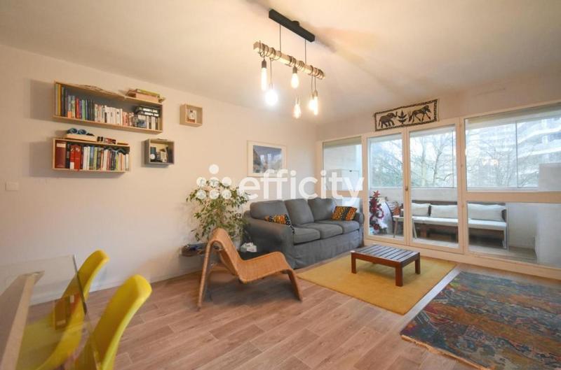 Appartement - 60 m² - 2 pièces