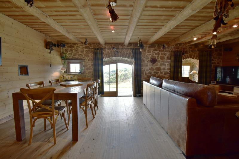 Maison en pierre - 175 m² - 5 pièces