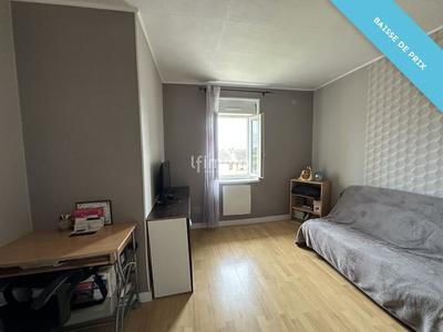 Maison - 64 m² - 4 pièces