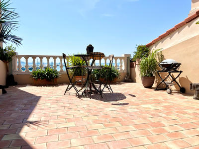 Appartement - 210 m² - 5 pièces