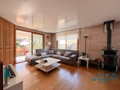 Maison - 184 m² - 7 pièces