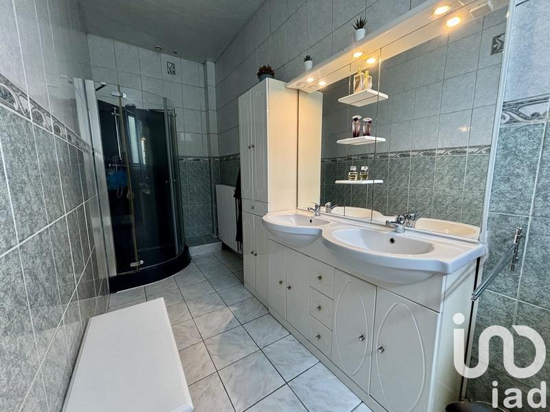 Maison - 111 m² - 5 pièces