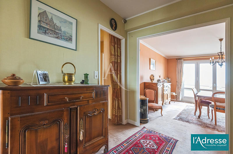 Appartement - 98 m² - 4 pièces