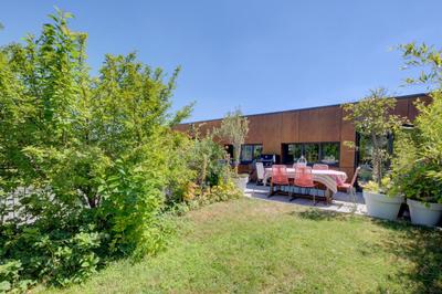 Appartement - 144 m² - 5 pièces