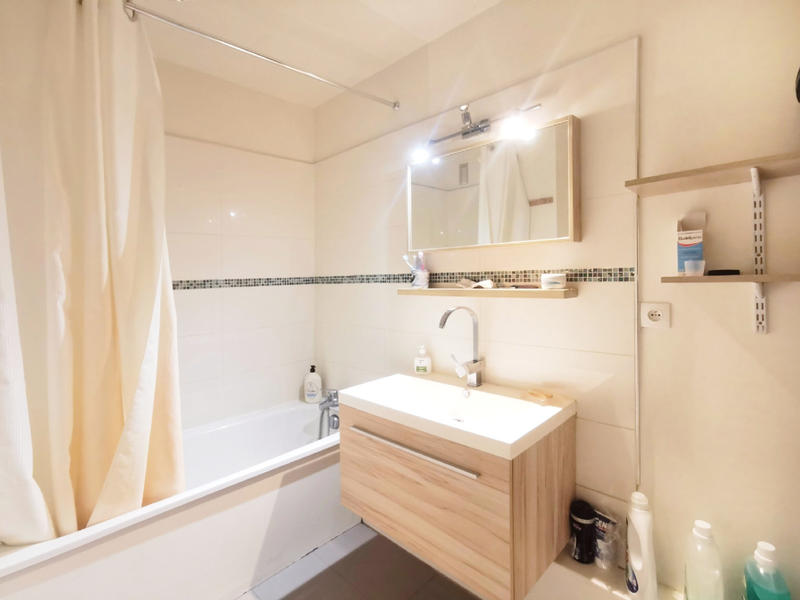 Appartement - 81 m² - 4 pièces