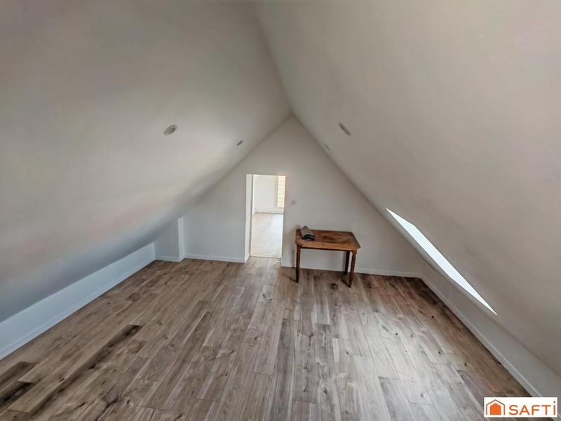 Maison - 140 m² - 6 pièces