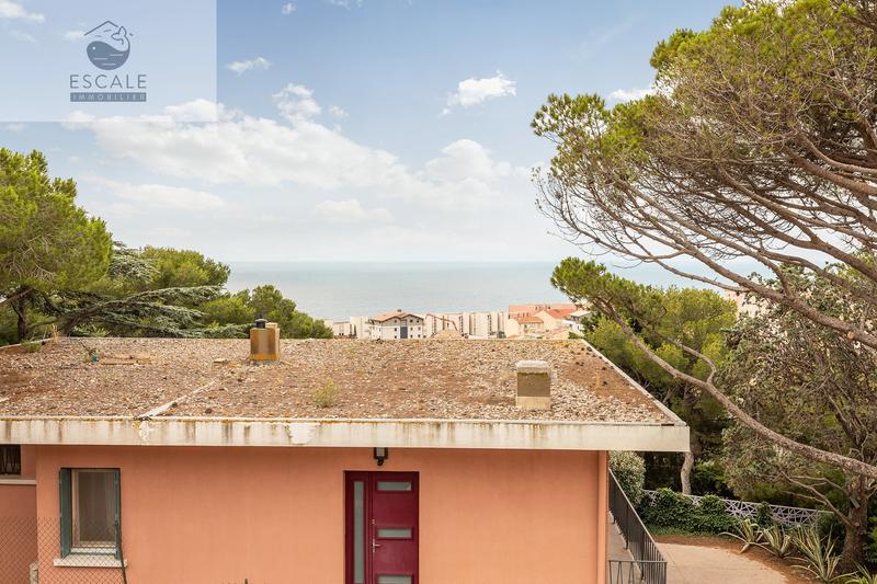 Maison - 200 m² - 6 pièces