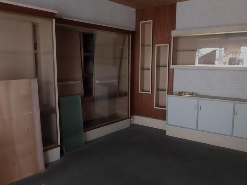 Local commercial - 117 m² - 6 pièces