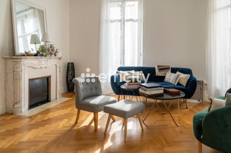 Appartement - 136 m² - 5 pièces