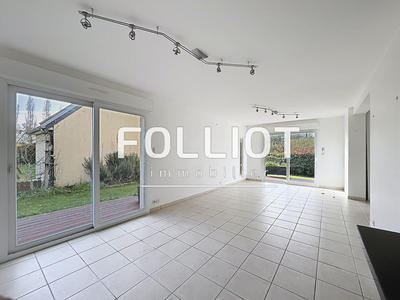 Maison - 76 m² - 4 pièces