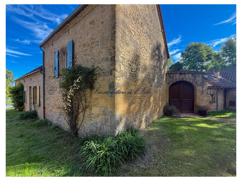 Maison - 145 m² - 6 pièces