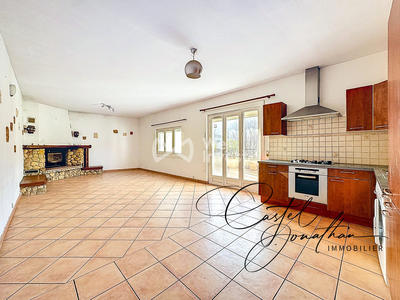 Maison - 93 m² - 3 pièces