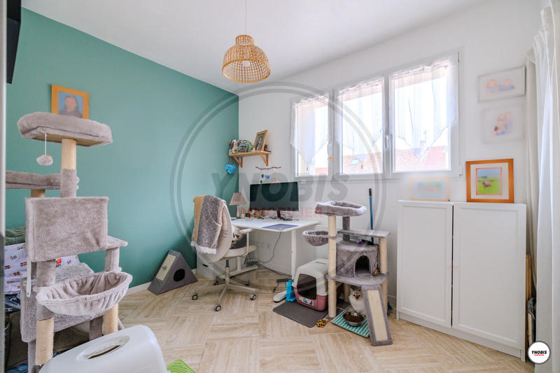 Maison - 164 m² - 8 pièces