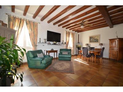 Demeure - 170 m² - 7 pièces