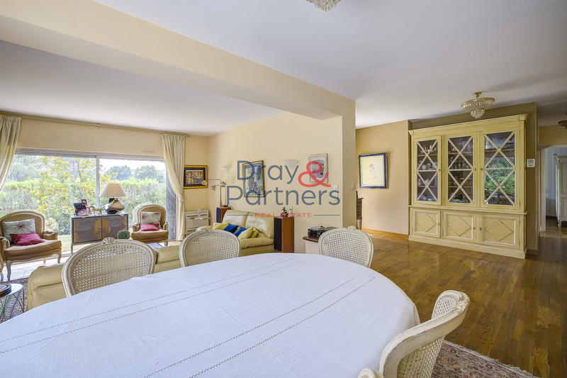 Villa - 160 m² - 6 pièces