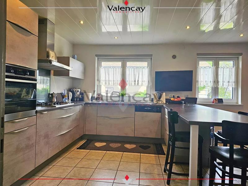 Maison - 138 m² - 7 pièces