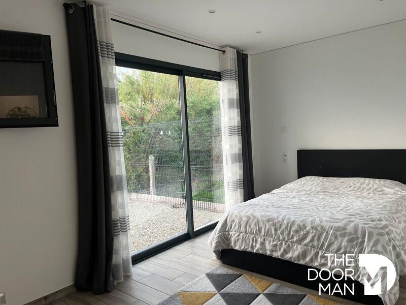 Demeure - 148 m² - 8 pièces