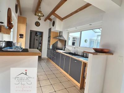Maison - 165 m² - 7 pièces