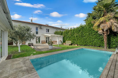 Maison - 148 m² - 6 pièces