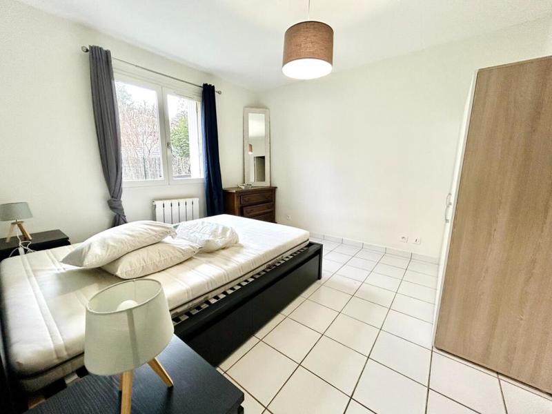 Villa - 1 m² - 5 pièces