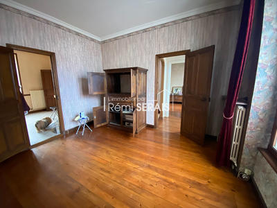 Maison - 123 m² - 7 pièces