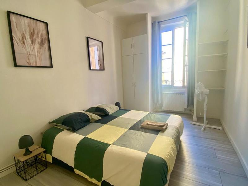 Appartement - 94 m² - 4 pièces