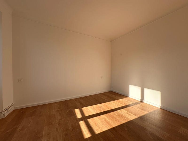 Immeuble - 214 m² - 9 pièces