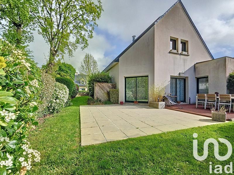 Maison - 183 m² - 7 pièces