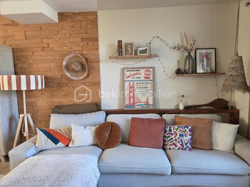 Maison - 140 m² - 6 pièces