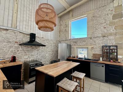 Propriété - 373 m² - 10 pièces