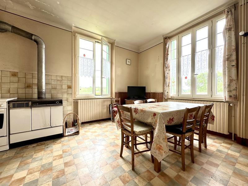 Maison - 122 m² - 6 pièces