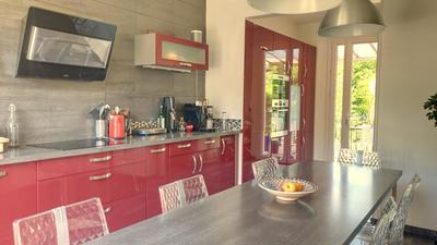 Maison - 139 m² - 6 pièces