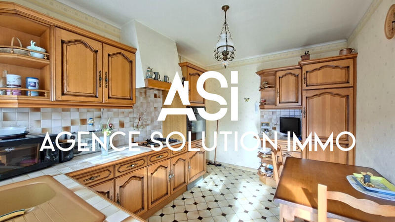 Maison - 74 m² - 5 pièces