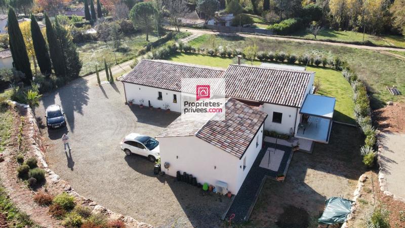 Villa - 184 m² - 6 pièces