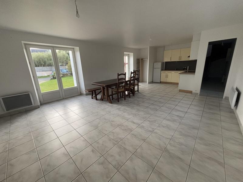 Maison - 122 m² - 6 pièces