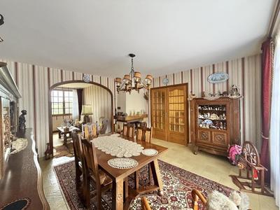 Maison - 80 m² - 5 pièces