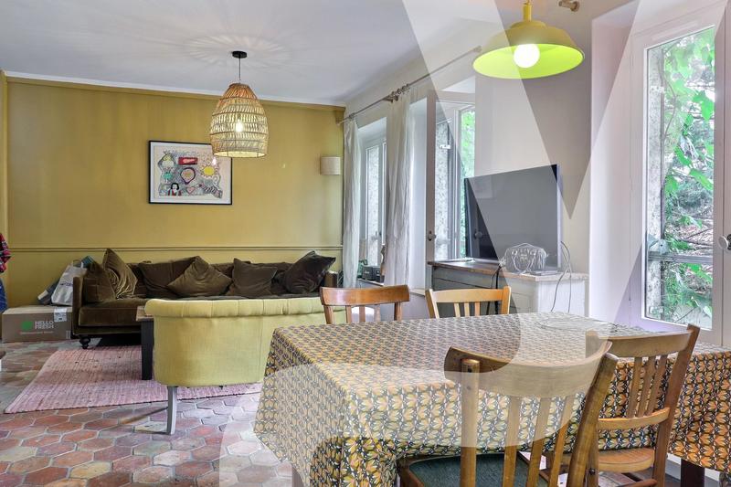 Appartement - 80 m² - 4 pièces