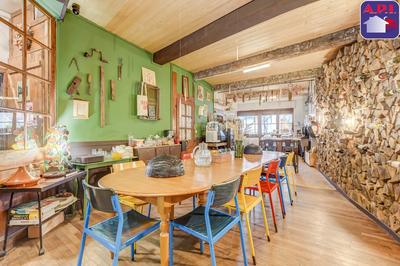 Maison - 433 m² - 14 pièces