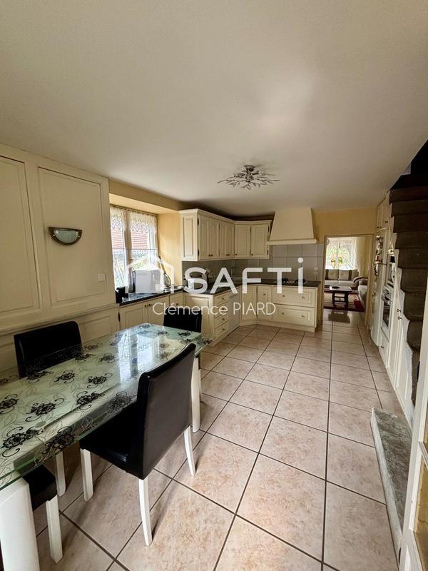 Maison - 102 m² - 4 pièces